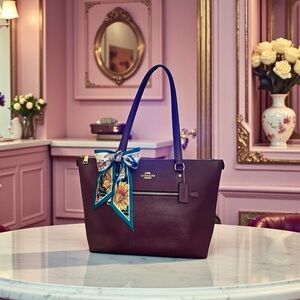 COACH Gallery Tote in Burgundy with Floral Scarf